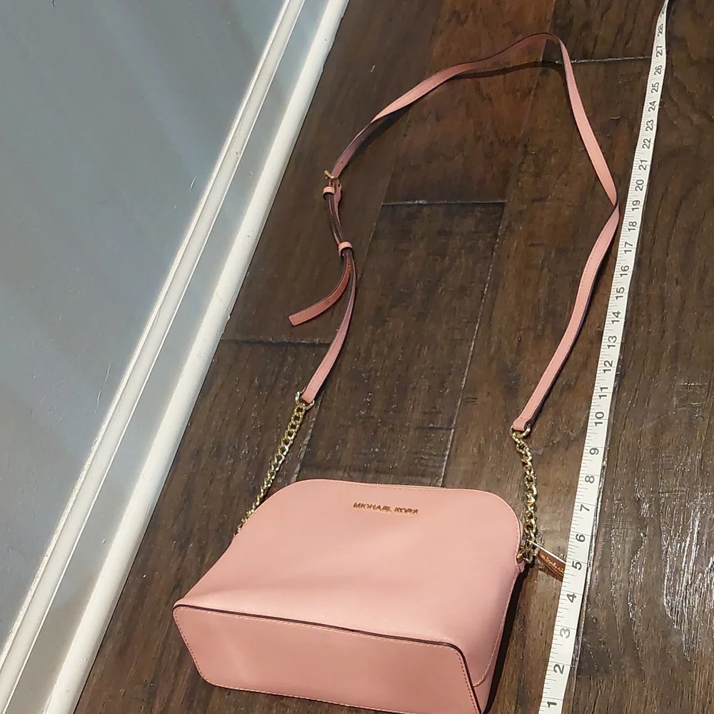 ❣️💫MARK DOWN💫❣️Michael Kors pink bag - Picture 10 of 12